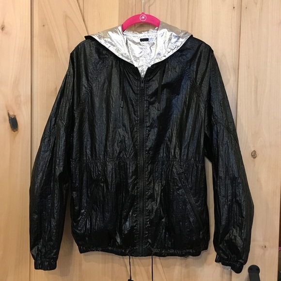 Blank NYC Reversible Metallic Jacket - Picture 8 of 8